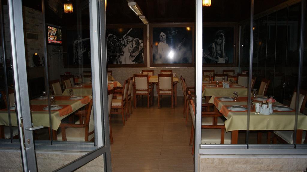Villa Fokai Hotel Yenifoca Esterno foto