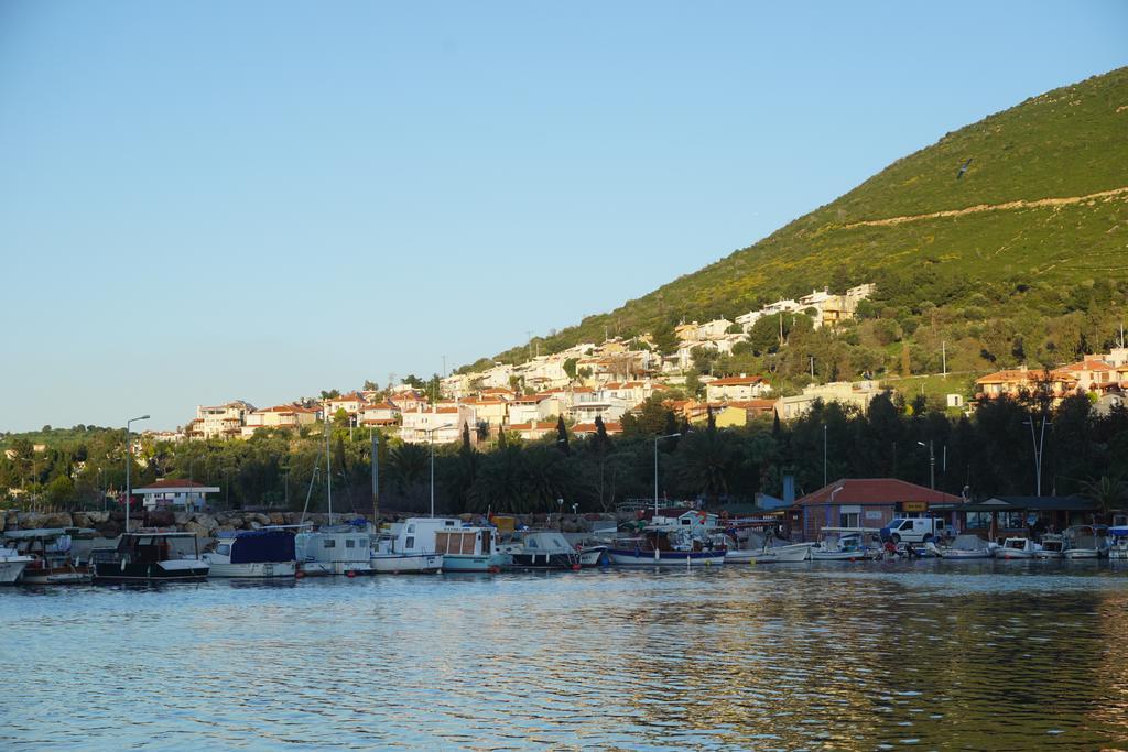 Villa Fokai Hotel Yenifoca Esterno foto
