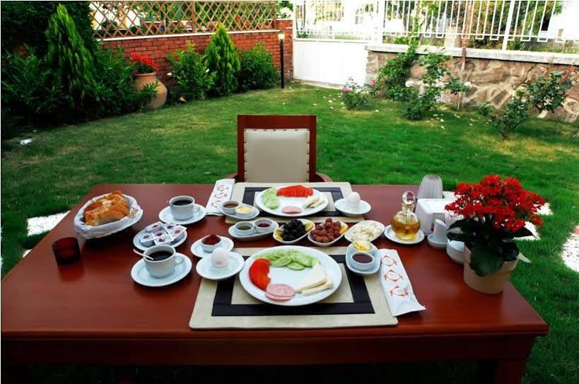 Villa Fokai Hotel Yenifoca Esterno foto